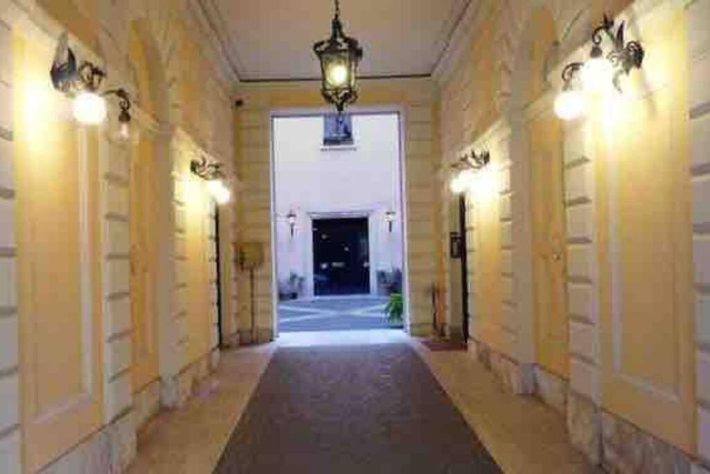 Beautiful Apartment Next To Piazza Di Spagna Rom Exterior foto